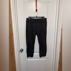 Athleta • Black Cropped Sweats